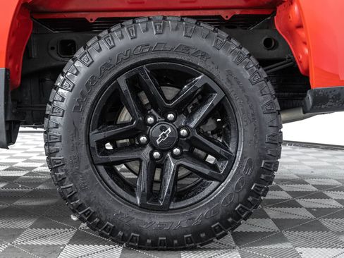 Used 2022 Chevrolet Silverado 1500 LT Trail Boss AWD/4WD image 41