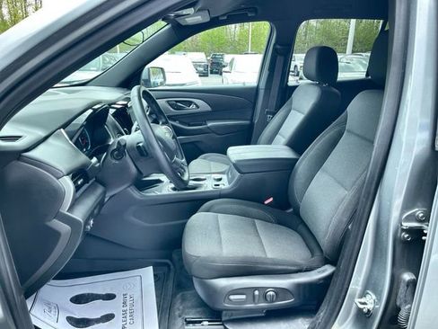 Certified 2023 Chevrolet Traverse LT w/ LPO, Floor Liner Package AWD/4WD image 18