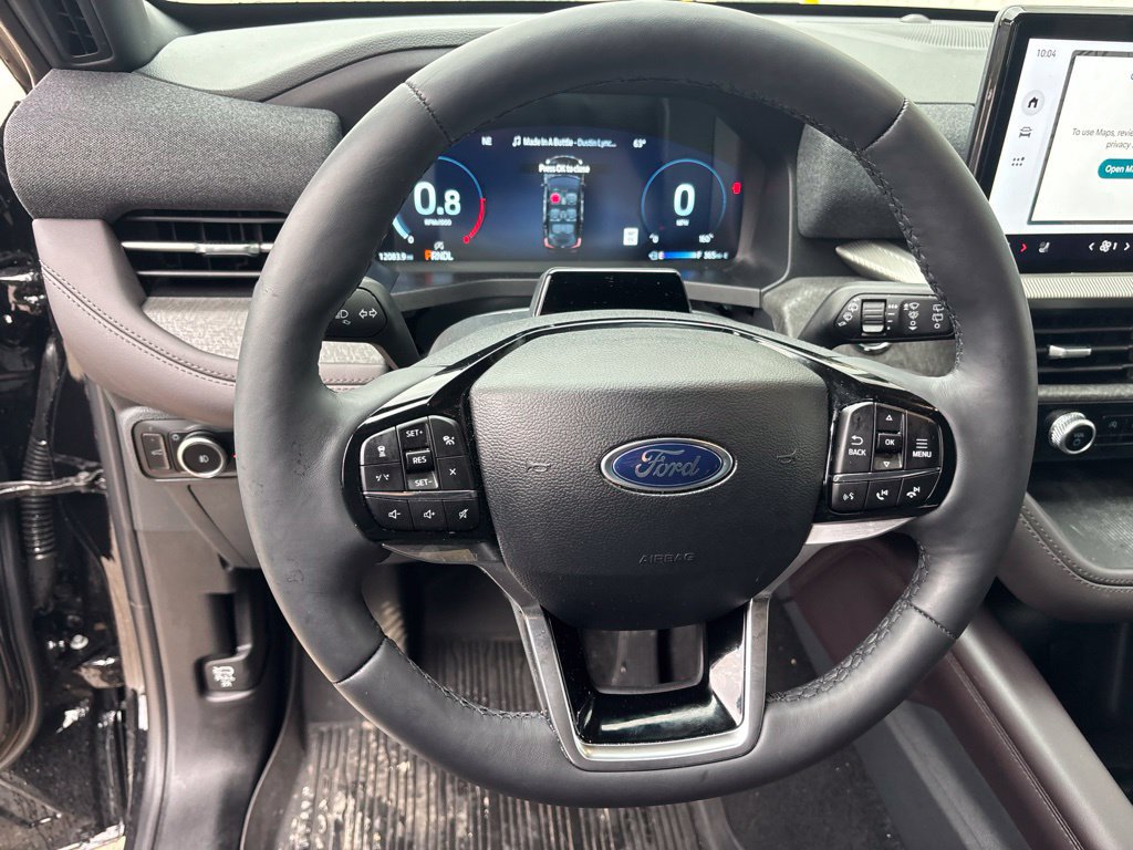 Used 2026 Ford Explorer Platinum w/ LUX Leather Package AWD/4WD image 16
