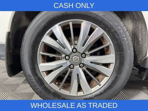 Used 2017 Nissan Pathfinder S image 13