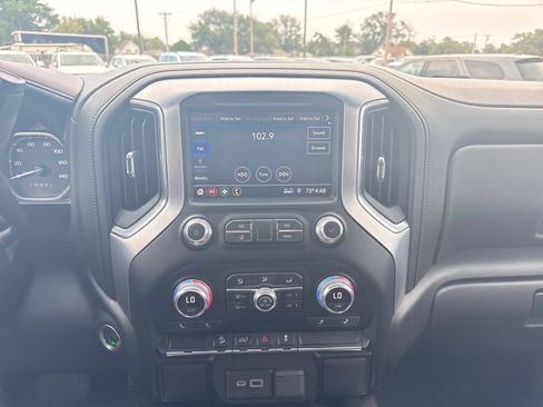 Used 2022 GMC Sierra 1500 Elevation w/ LPO, Elevation Black Package AWD/4WD image 28