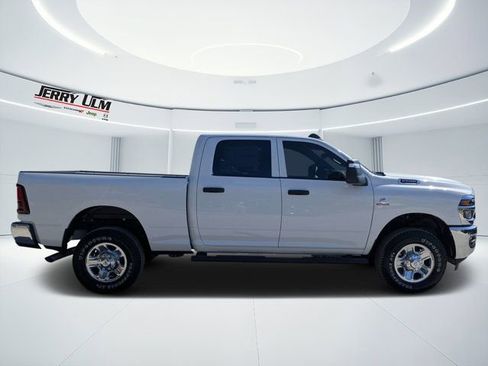 New 2026 RAM 2500 Tradesman AWD/4WD image 2