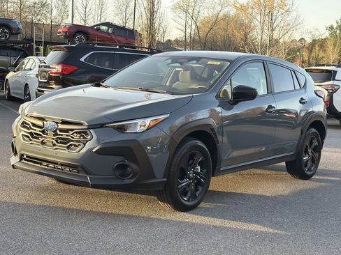 Used 2025 Subaru Crosstrek 2.0i image 7