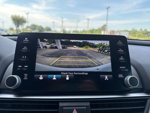 Used 2019 Honda Accord Sport image 21