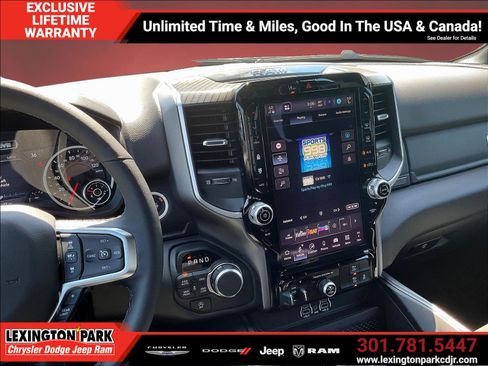 New 2026 RAM 1500 Big Horn AWD/4WD image 7
