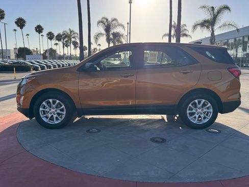 Used 2018 Chevrolet Equinox LS FWD image 5