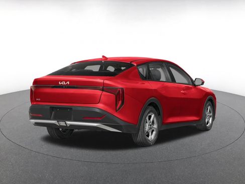 Used 2026 Kia K4 FWD image 2