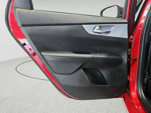 Certified 2024 Kia Forte LXS FWD image 19