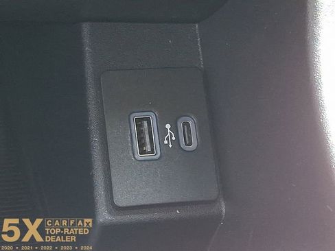 Used 2024 Ford Edge SEL AWD/4WD image 31
