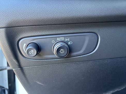 Used 2023 Buick Envision Preferred w/ Sport Touring Package image 40