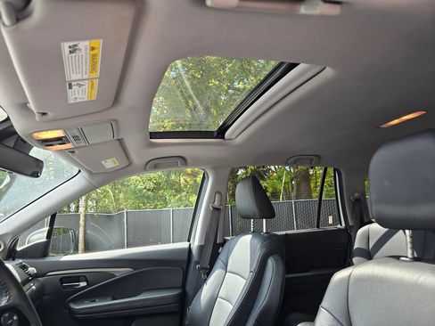 Used 2022 Honda Pilot Special Edition image 4