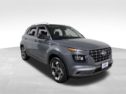 New 2026 Hyundai Venue SEL image 7