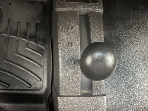 Used 2013 Chevrolet Silverado 2500 W/T image 20