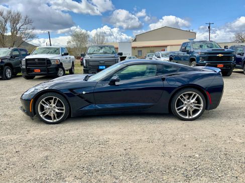 Used 2015 Chevrolet Corvette Stingray Coupe w/ 3LT Preferred Equipment Group RWD image 2