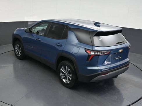 Used 2025 Chevrolet Equinox LT FWD image 17