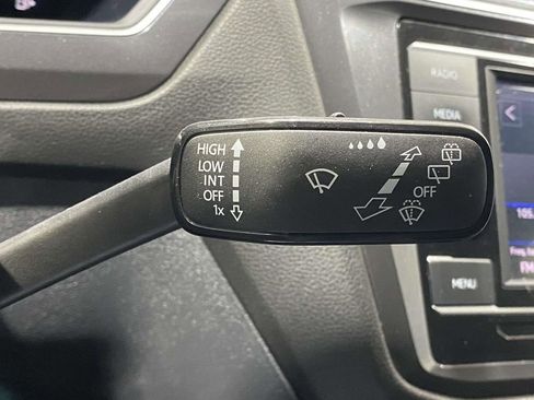 Used 2023 Volkswagen Tiguan S FWD image 26