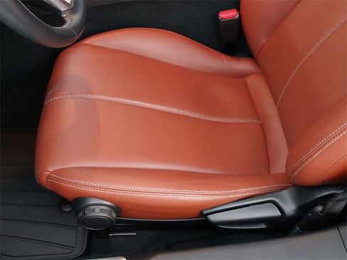 Used 2022 MAZDA MX-5 Miata Grand Touring image 24