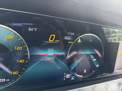 Used 2023 Mercedes-Benz E 350 4MATIC Sedan image 29