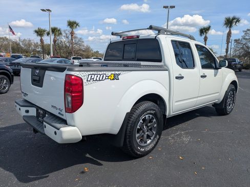 Used 2019 Nissan Frontier PRO-4X w/ Pro-4x Luxury Package image 4