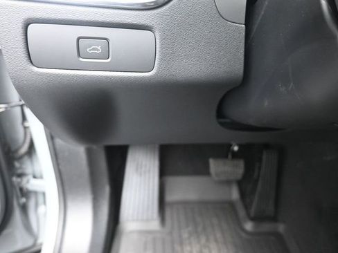 New 2026 Volvo XC60 B5 Core w/ Protection Package Premier image 16
