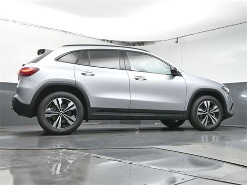 New 2026 Mercedes-Benz GLA 250 image 40