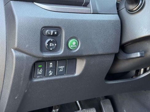 Used 2025 Honda Ridgeline RTL image 10