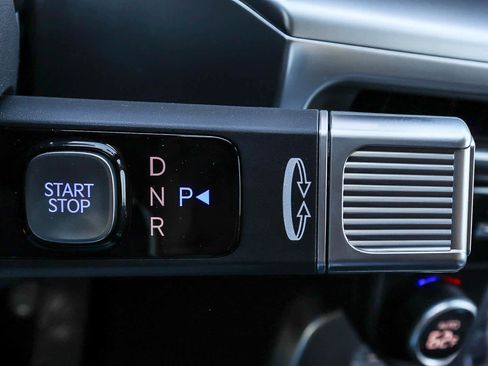 New 2026 Hyundai Ioniq 9 SE image 30