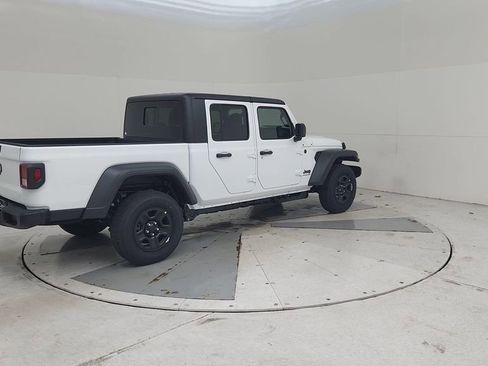 New 2026 Jeep Gladiator Sport image 16