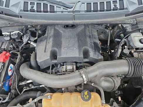 Used 2018 Ford F150 Lariat image 23