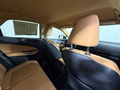 Used 2023 Lexus NX 250 FWD w/ Towing Package (2000 Lbs) image 30