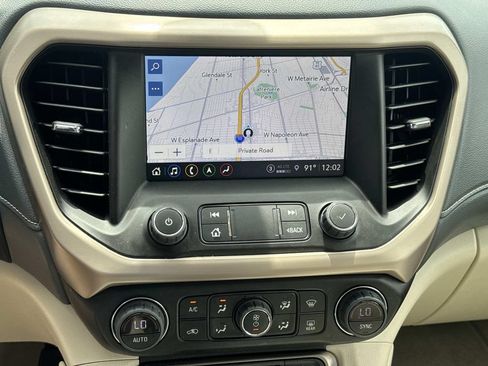 Used 2023 GMC Acadia Denali AWD/4WD image 25