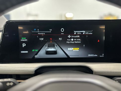 Used 2023 Nissan Ariya FWD image 20