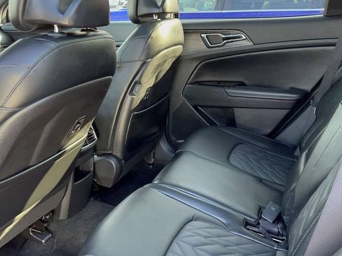 Used 2023 Kia Sportage X-Pro AWD/4WD image 3