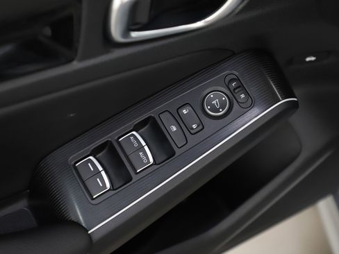 Used 2025 Honda Civic Sport Touring image 18