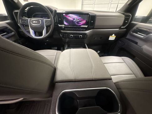 New 2026 GMC Sierra 3500 SLT w/ SLT Convenience Package AWD/4WD image 21