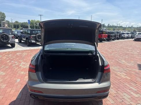 Used 2025 Audi A6 3.0T Premium w/ Black Optic Sport Package AWD/4WD image 29