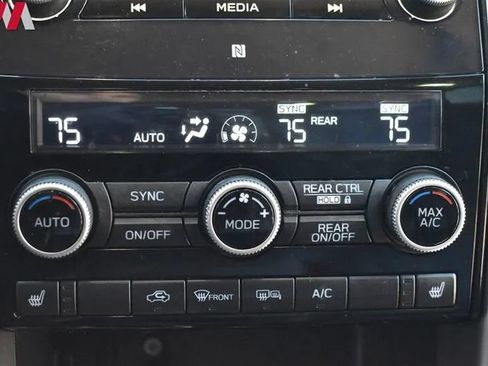 Used 2022 Subaru Ascent Limited w/ Technology Package AWD/4WD image 26