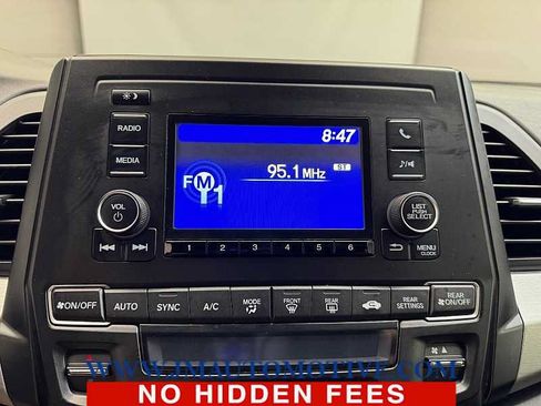 Used 2021 Honda Odyssey LX image 25