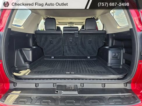Used 2018 Toyota 4Runner SR5 Premium AWD/4WD image 16