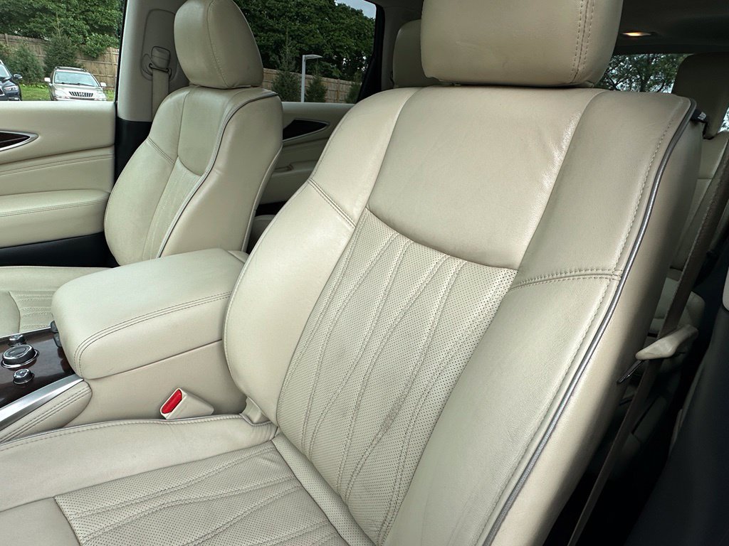 Used 2017 INFINITI QX60 Luxe w/ Deluxe Technology Package AWD/4WD image 23