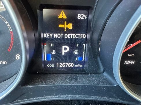 Used 2011 Mitsubishi Outlander Sport SE FWD image 11