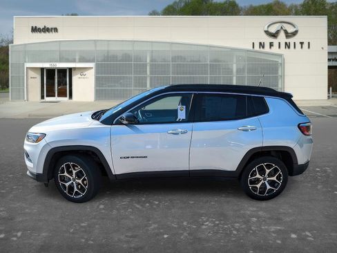 Used 2025 Jeep Compass Limited AWD/4WD image 6
