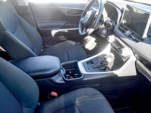 Used 2024 Toyota RAV4 LE image 19