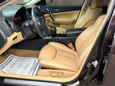Used 2011 Nissan Maxima 3.5 SV w/ Cold Pkg FWD image 7
