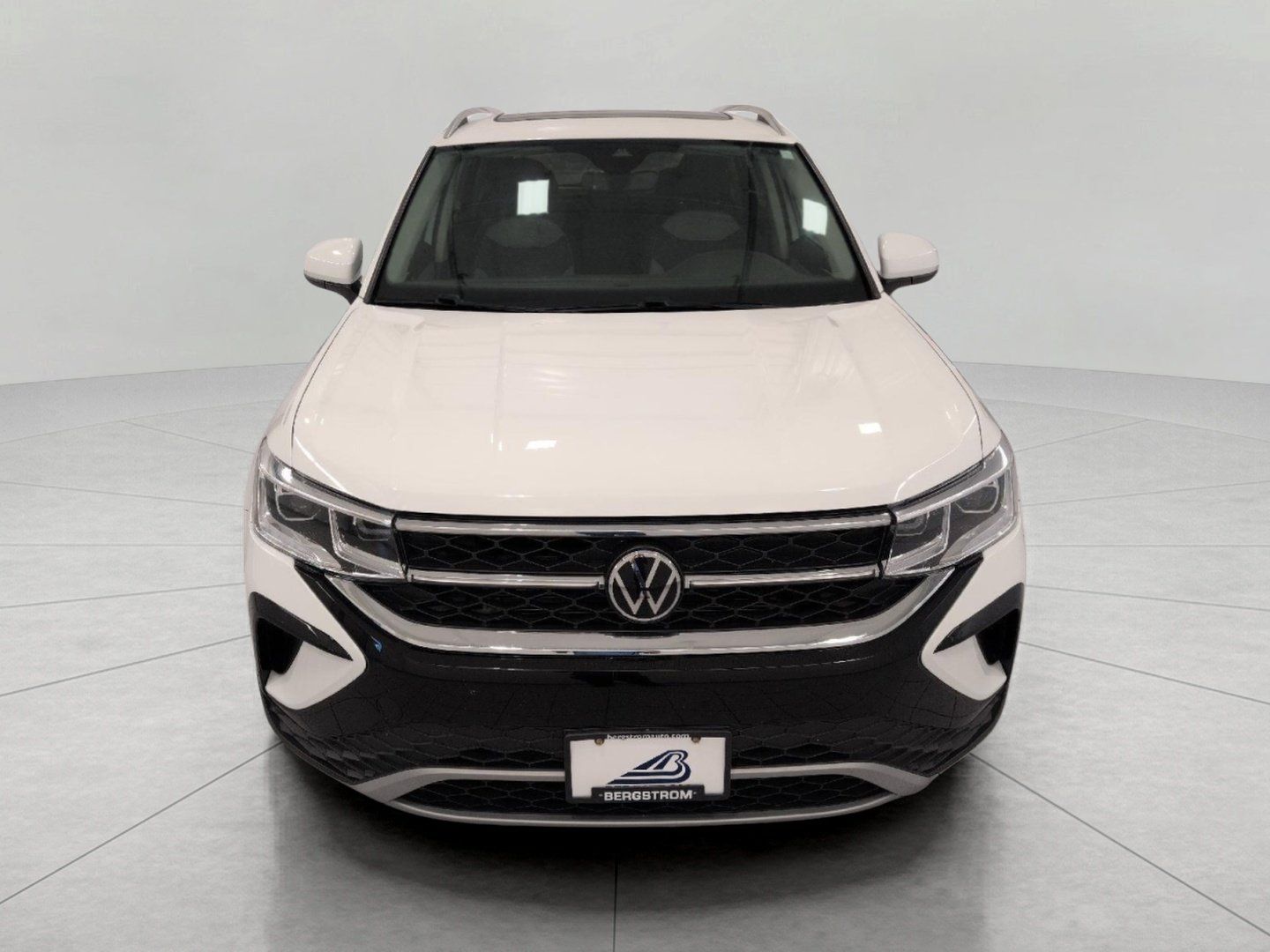 Used 2023 Volkswagen Taos SEL AWD/4WD image 13