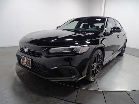 New 2025 Honda Civic Sport image 4
