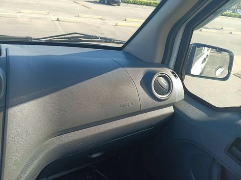 Used 2010 Ford Transit Connect XLT FWD image 21