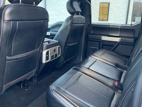 Used 2019 Ford F150 Lariat image 19