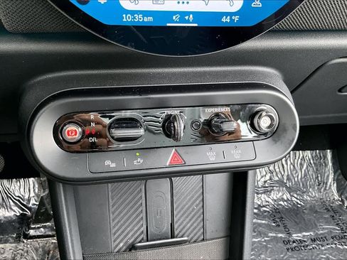 Used 2025 MINI Cooper S image 34