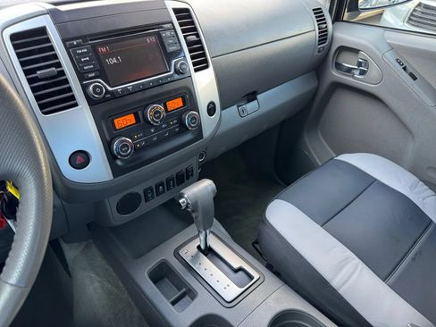 Used 2016 Nissan Frontier SV w/ SV Value Truck Package RWD image 31
